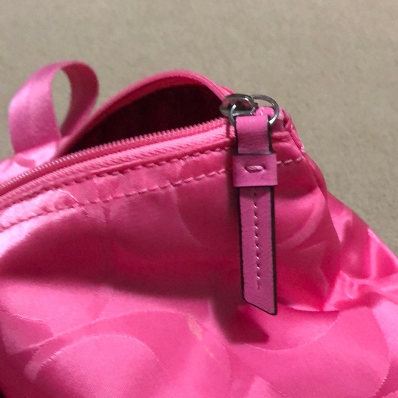 Coach weekender bag in pink - Picture 5 of 6
